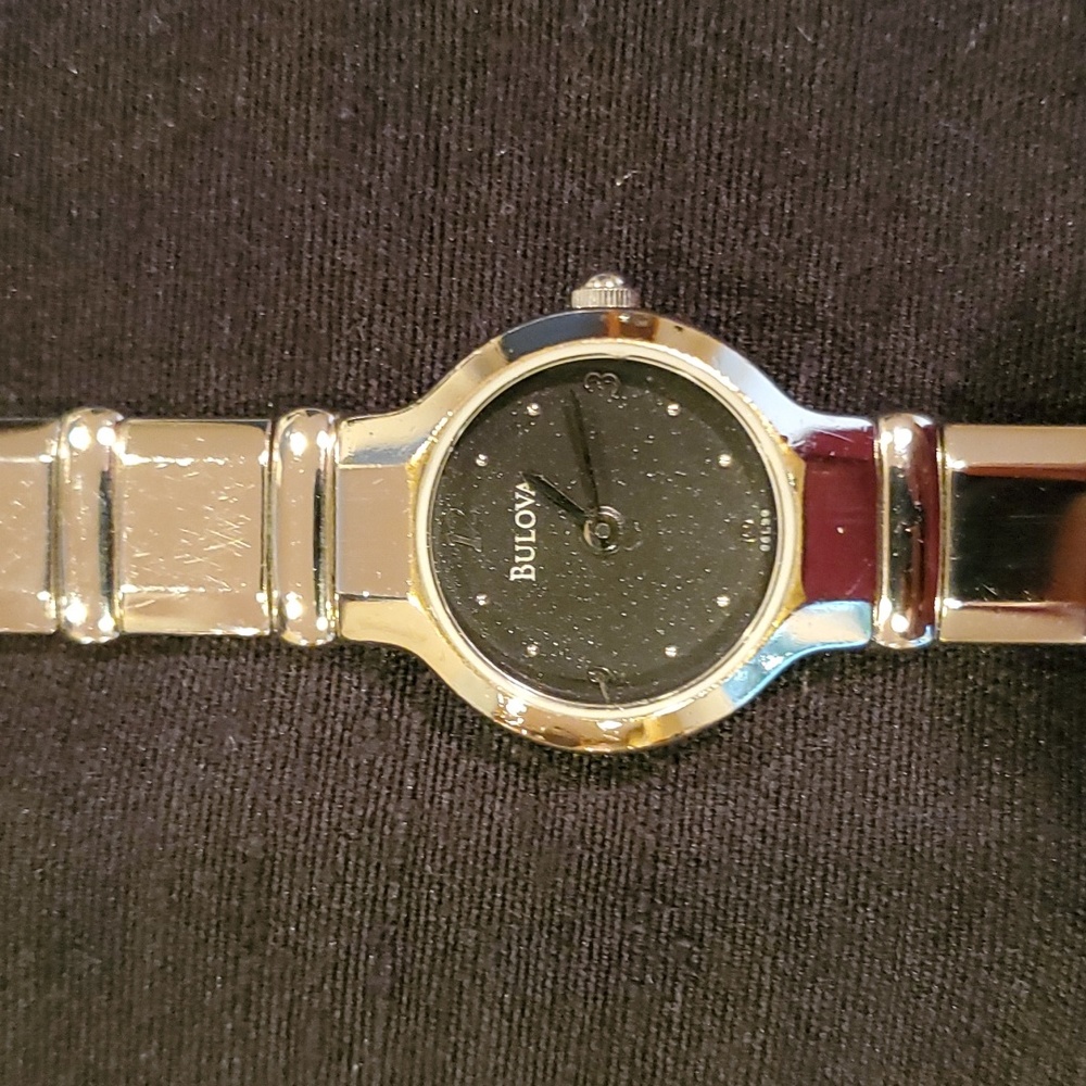 BULOVA Silver Tone Link Band/Black Faced Watch - Picture 1 of 5